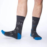 Chaussettes de vélo grises et bleues