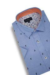 Chemise à manches courtes facile d'entretien Seville en bleu aviation avec imprimé voilier