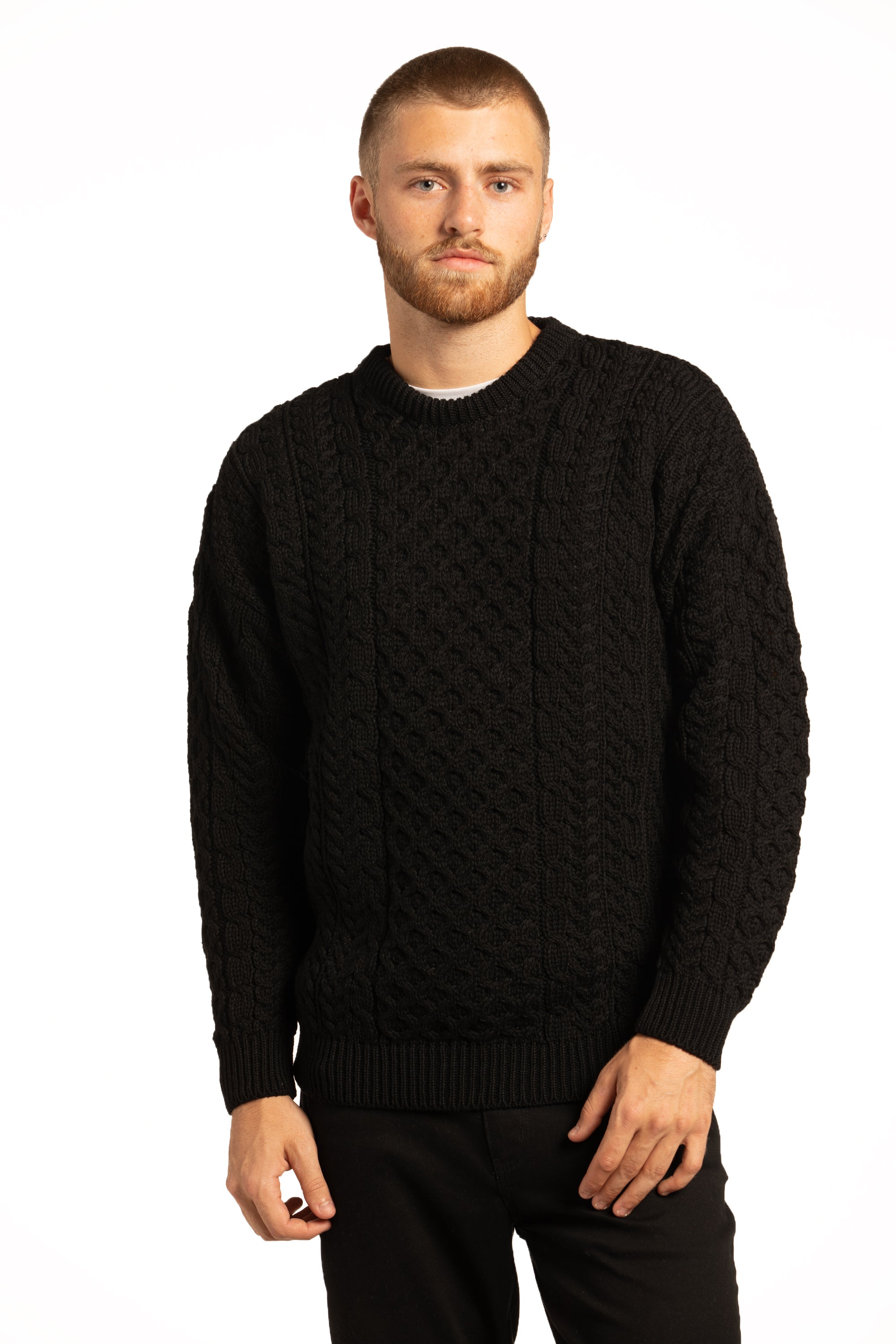 Pull ras du cou en laine mérinos noir